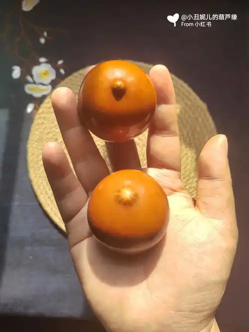 包浆瓷化的小笼包鸡蛋葫芦流体玻璃质感